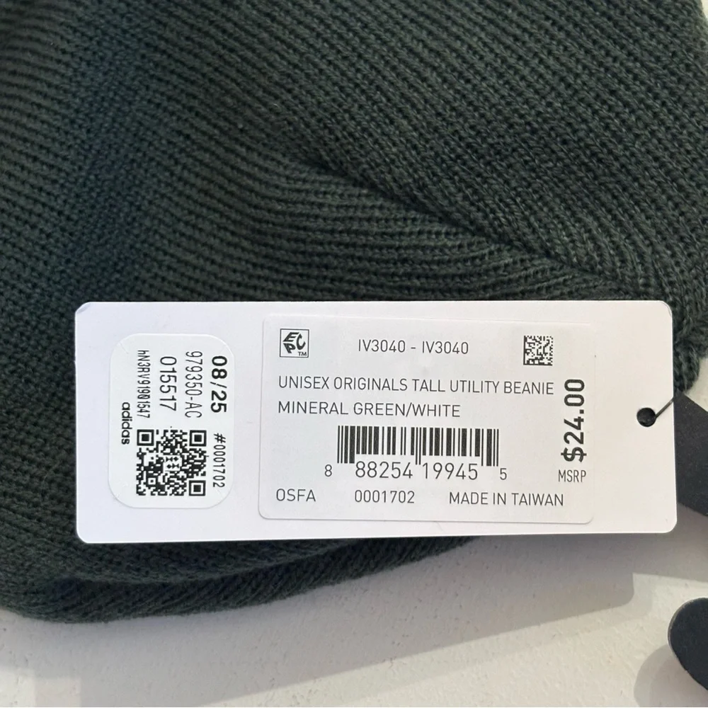 ADIDAS UNISEX ORIGINALS TALL UTILITY BEANIE MINERAL GREEN/WHITE NEW‎